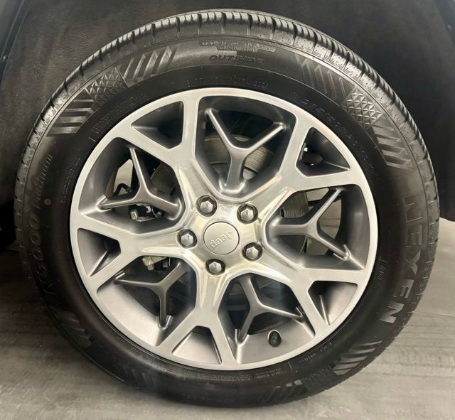 2021 Jeep Grand Cherokee Limited 4x2