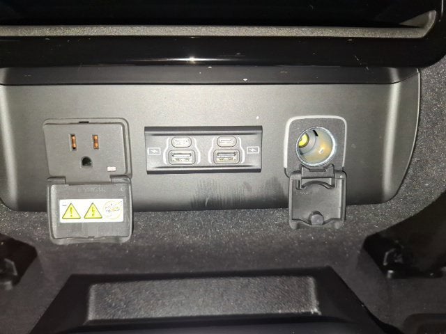 2024 Jeep Wagoneer Series II Carbide 4x2