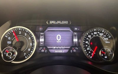 2022 RAM 1500 Big Horn Crew Cab 4x4 5'7" Box