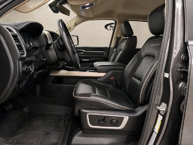 2019 RAM 1500 Laramie Crew Cab 4x4 5'7" Box