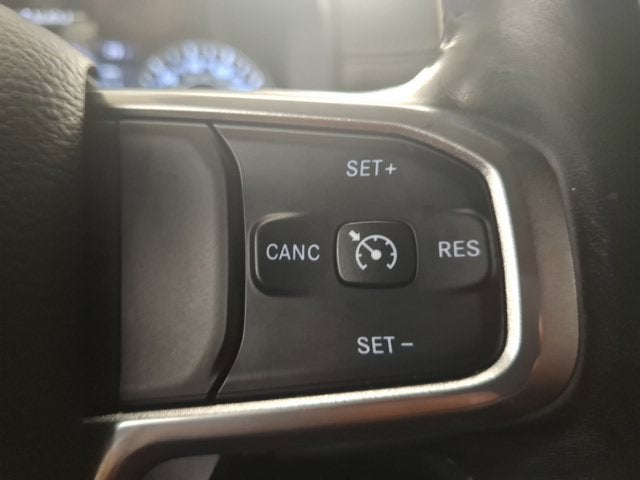 2019 RAM 1500 Laramie Crew Cab 4x4 5'7" Box