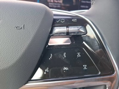 2027 Cadillac VISTIQ Luxury