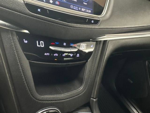 2025 Cadillac XT5 Luxury