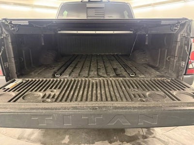2021 Nissan TITAN Crew Cab PRO-4X 4x4