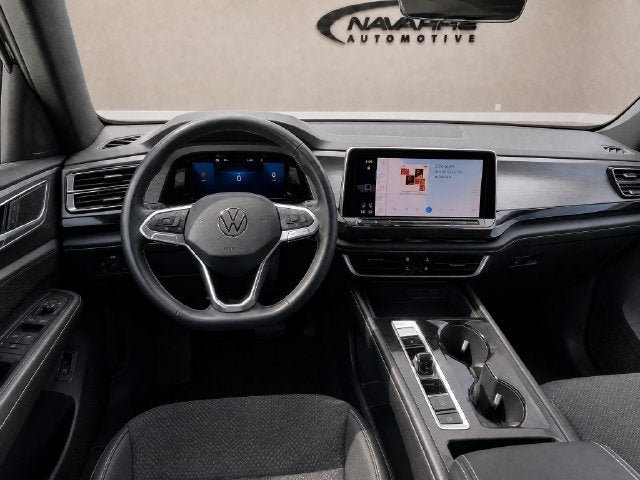 2026 Volkswagen Atlas Cross Sport SE with Technology