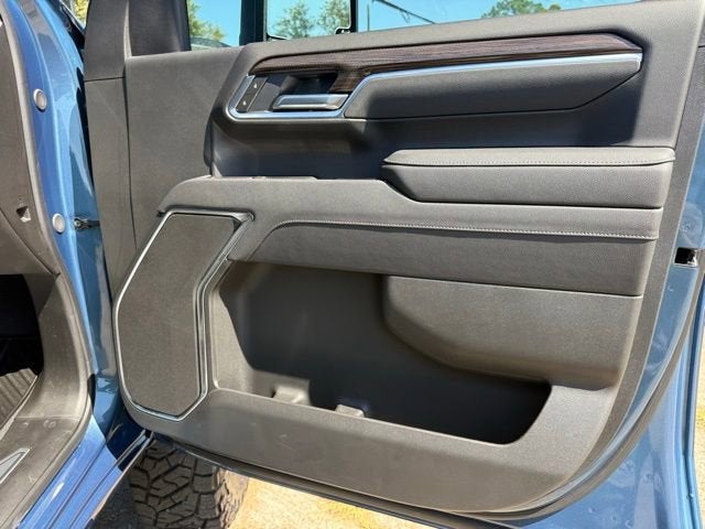 2025 Chevrolet Black Widow Edition Silverado 2500 HD LT