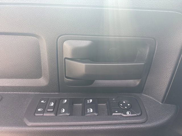 2025 RAM 2500 Tradesman Crew Cab 4x4 6'4" Box