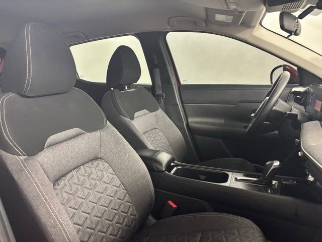 2025 Nissan Kicks SV FWD