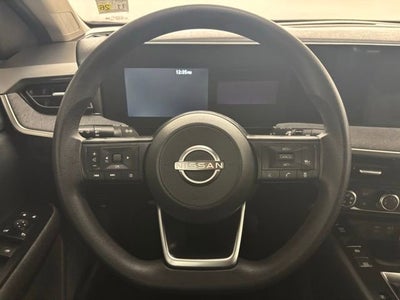 2025 Nissan Kicks SV FWD