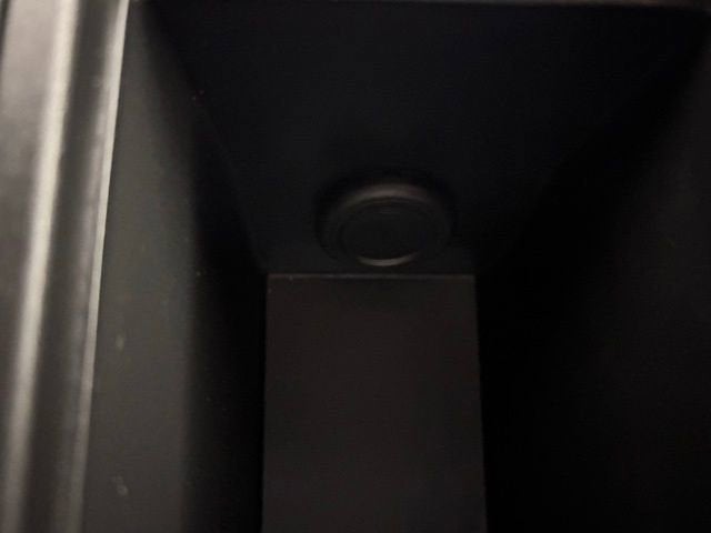 2025 Nissan Kicks SV FWD