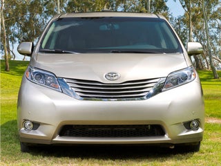 2016 Toyota Sienna XLE 8 Passenger
