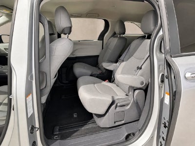 2021 Toyota Sienna XLE