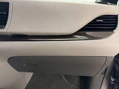 2020 Toyota Sienna XLE Auto Access Seat