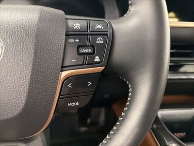 2025 Toyota Crown Signia Limited