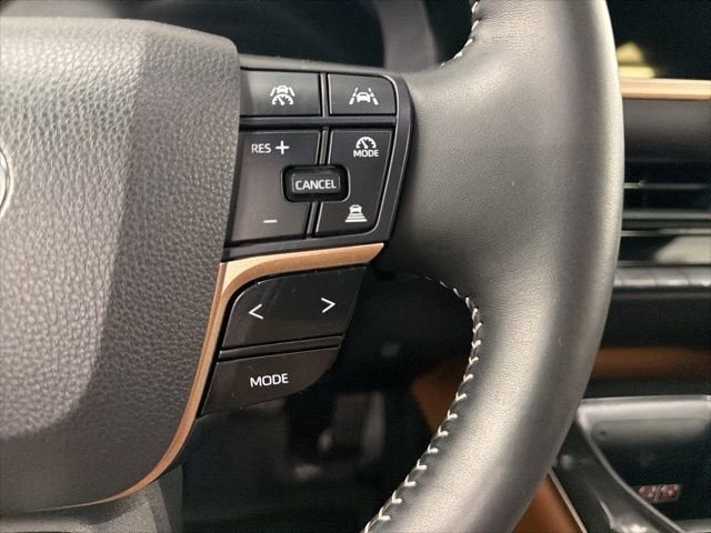 2025 Toyota Crown Signia Limited