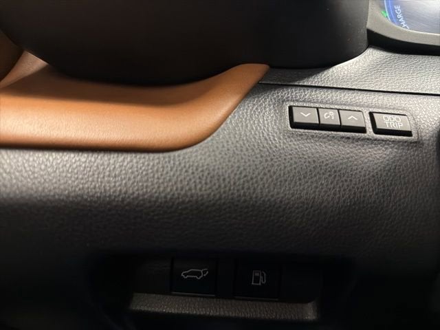 2025 Toyota Crown Signia Limited