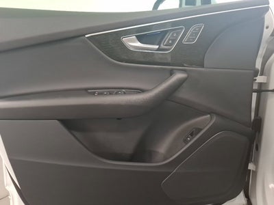 2022 Audi Q7 Premium 55 TFSI quattro Tiptronic