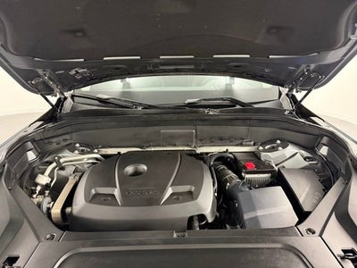 2019 Volvo XC90 T6 Momentum