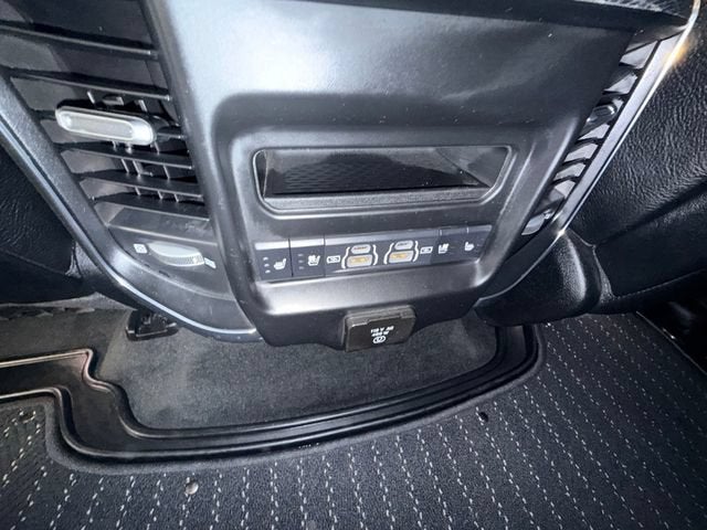 2021 RAM 1500 Base