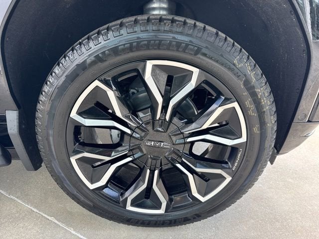 2025 GMC Sierra EV Max Range Denali