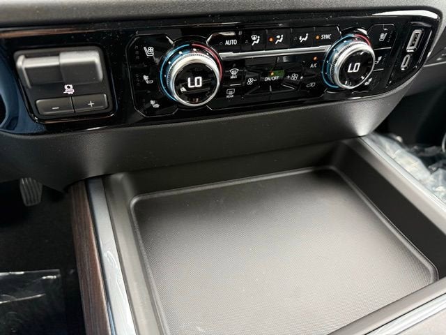 2026 GMC Sierra 3500 HD SLT DRW