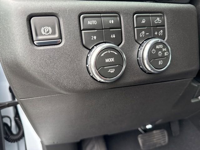 2026 GMC Sierra 3500 HD SLT DRW