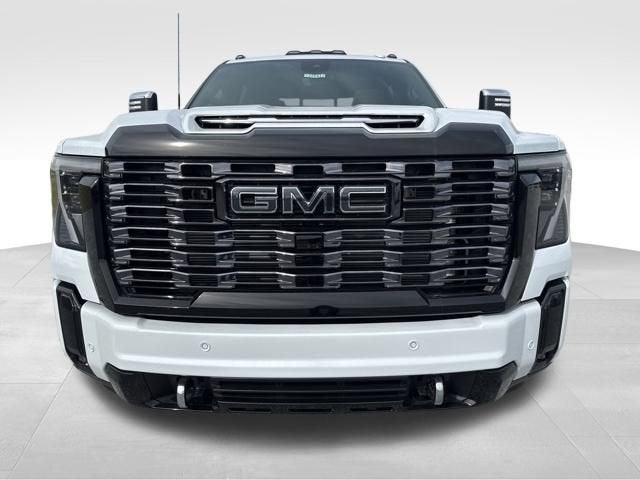 2026 GMC Sierra 3500 HD Denali Ultimate DRW