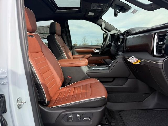 2026 GMC Sierra 3500 HD Denali Ultimate DRW