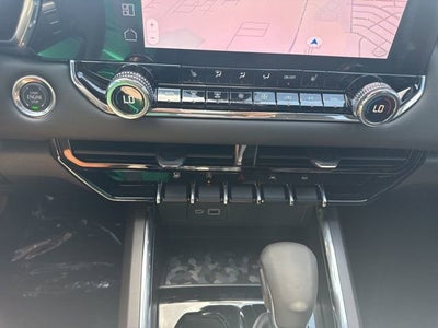 2025 GMC Canyon Elevation