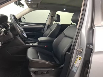 2021 Volkswagen Atlas 3.6L V6 SE w/Technology R-Line