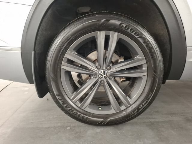 2021 Volkswagen Atlas 3.6L V6 SE w/Technology R-Line