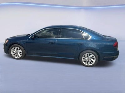 2018 Volkswagen Passat 2.0T SE