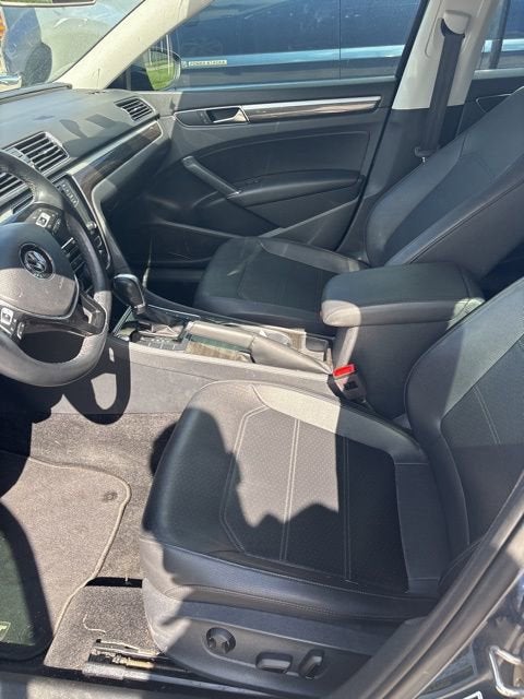 2018 Volkswagen Passat 2.0T SE