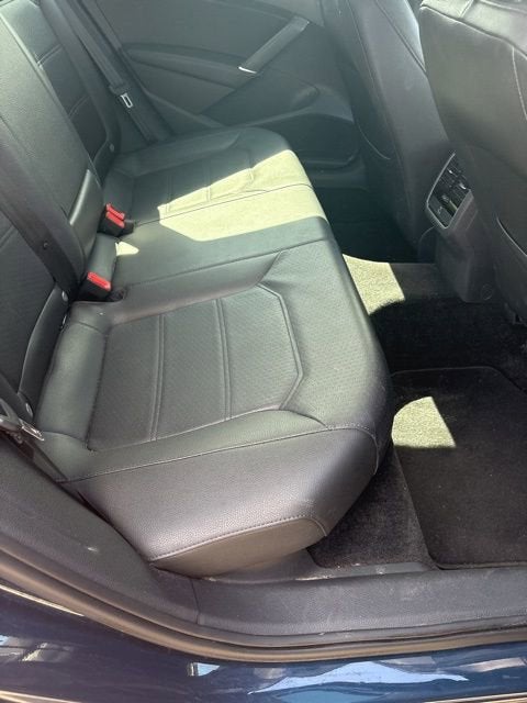 2018 Volkswagen Passat 2.0T SE