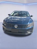 2018 Volkswagen Passat 2.0T SE
