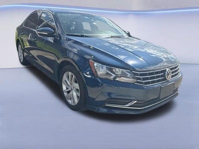 2018 Volkswagen Passat 2.0T SE