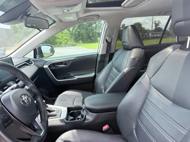 2019 Toyota RAV4 XLE Premium