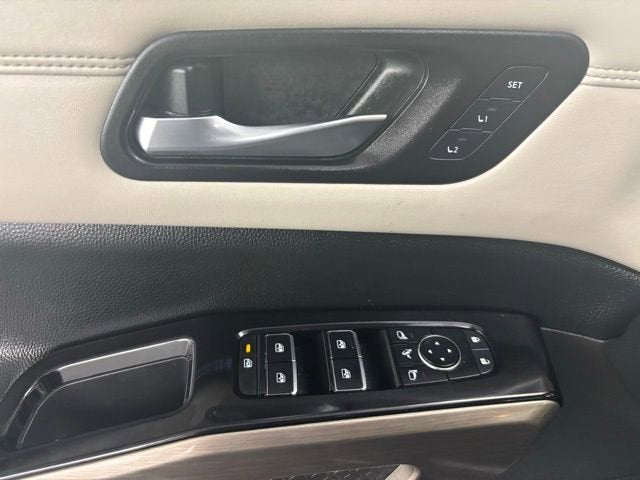 2022 Nissan Pathfinder Platinum