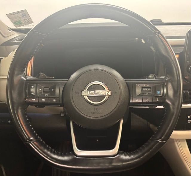 2022 Nissan Pathfinder Platinum