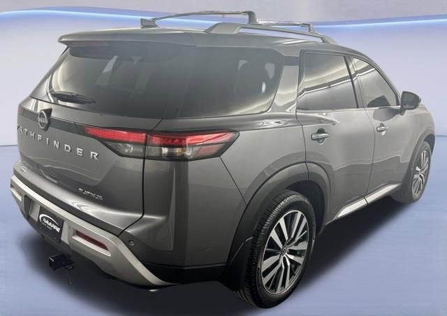 2022 Nissan Pathfinder Platinum