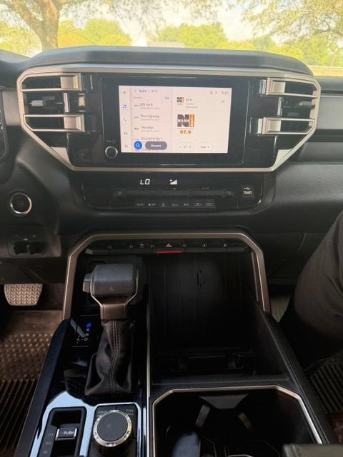 2024 Toyota Tundra 4WD SR5