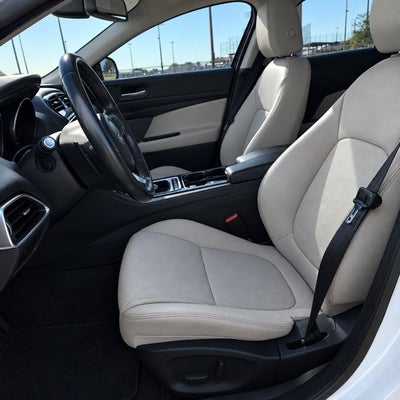 2017 Jaguar XE 25t