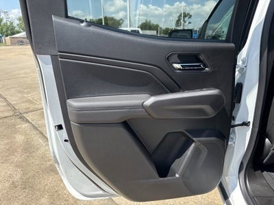 2025 Chevrolet Colorado WT/LT