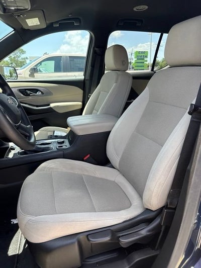 2022 Chevrolet Traverse LS