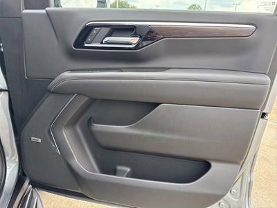 2025 Chevrolet Suburban Premier