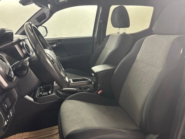 2022 Toyota Tacoma 2WD SR5