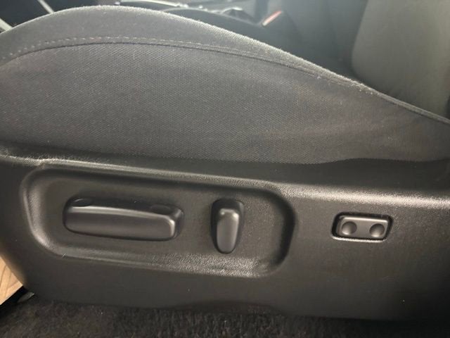 2022 Toyota Tacoma 2WD SR5