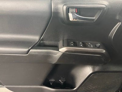 2022 Toyota Tacoma 2WD SR5