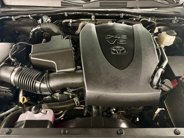 2022 Toyota Tacoma 2WD SR5