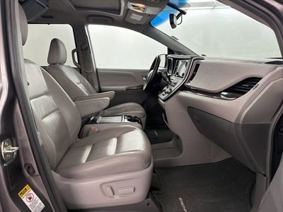 2015 Toyota Sienna XLE